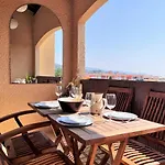 Avec Terrasse, Parking Prive Proche - Fr-1-251-506 *
